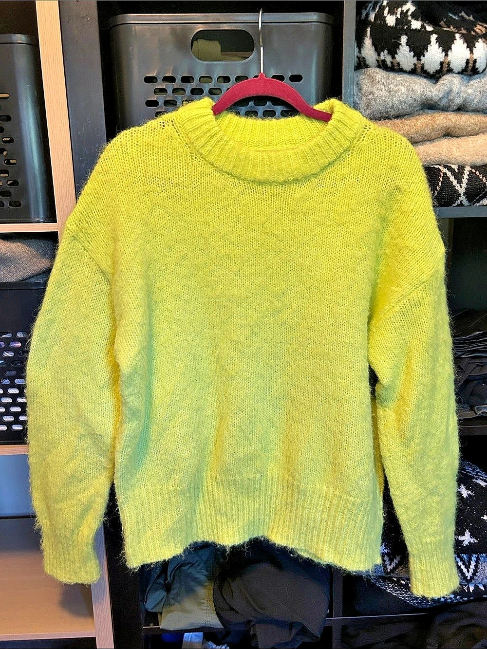 a new day Fuzzy Crewneck Pullover Sweater Yellow Crew Neck Sweater Size XL Like